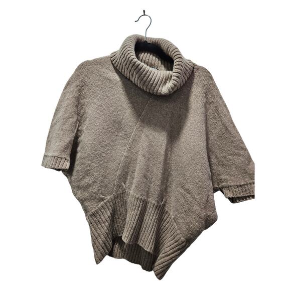Banana Republic Wool Beige Dolman Cowl Neck Batwing Sweater Turtleneck Size M - Picture 1 of 12